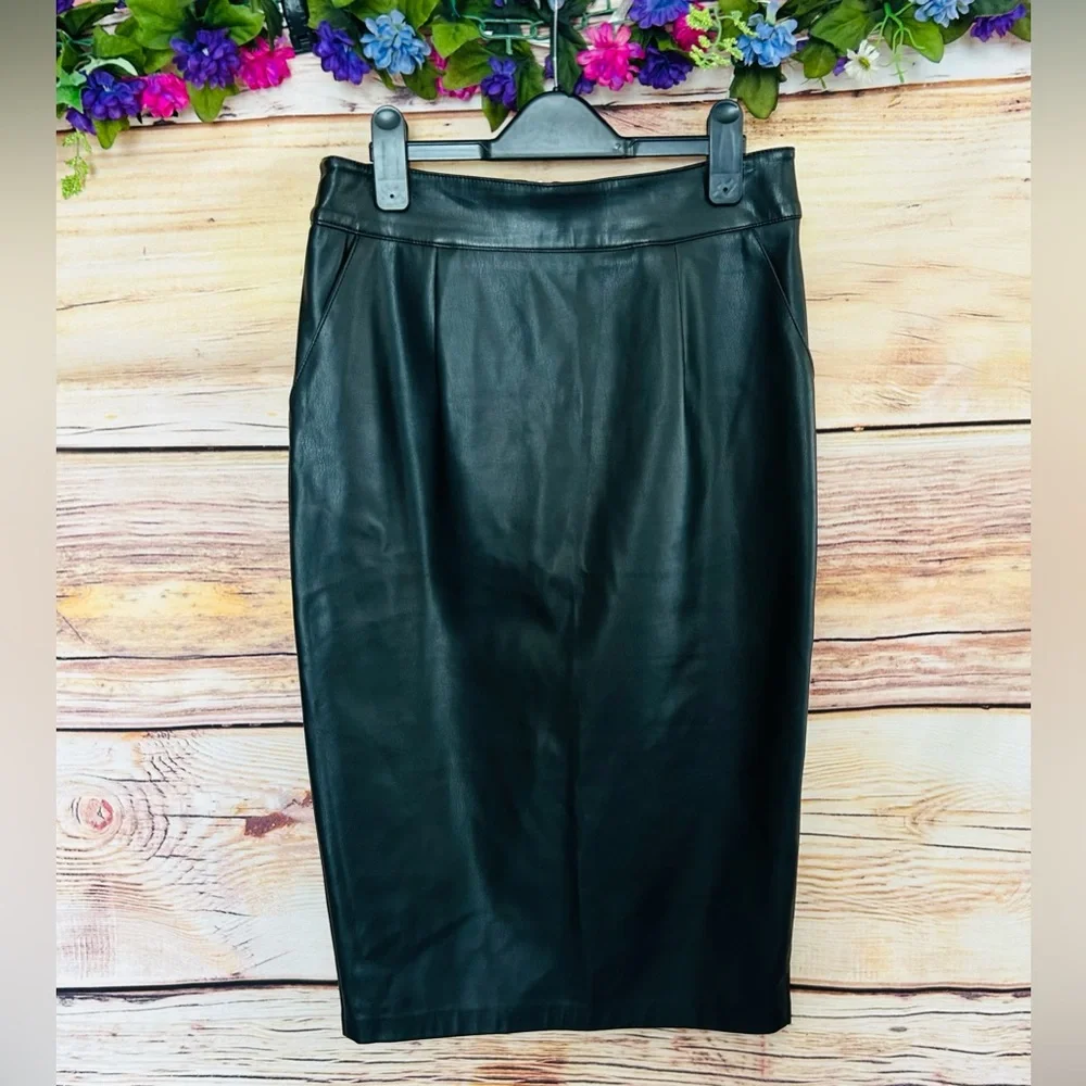 Dilvin Woman Black Faux Leather Pleated Zipper Accent Pencil Skirt Size 10